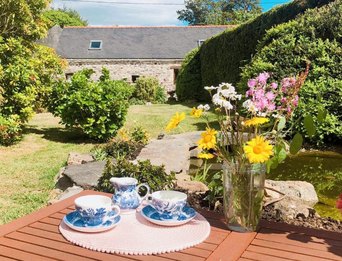The Lotus. Romantic, Rural Hideaway Near Huelgoat Loqueffret Exteriör bild